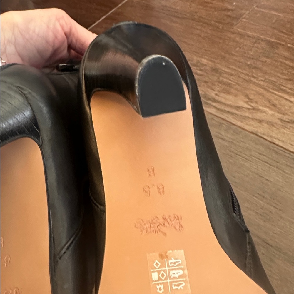 New! COACH Jenna black leather ankle boots heels 8.5 - Picture 7 of 12